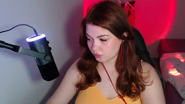 helengilmor's Webcam Show