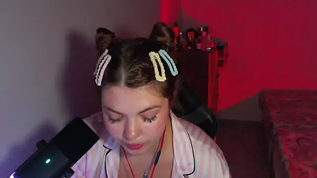 helengilmor's Webcam Show