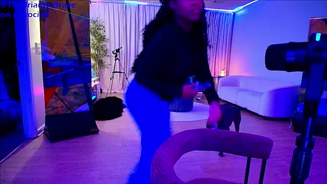 Chat XXX en directo de BriannaBrave