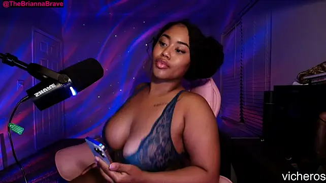 הופעת וובקאם של BriannaBrave