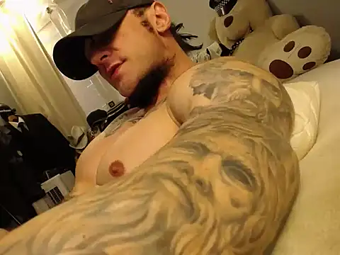 Show modela ballardbret na web-kameri
