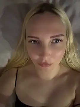 Aleksandrakis Adlı Modelin Web Kamerası Şovu