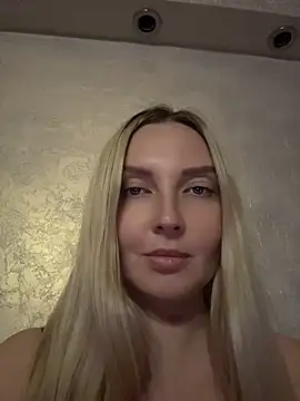 Show modela Aleksandrakis na web-kameri