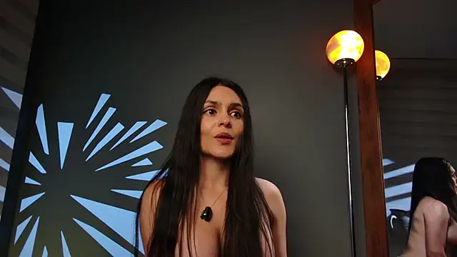 Danna-Saenz 라이브 XXX 채팅
