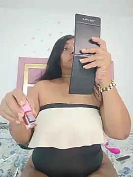 AmbarthSmiith2's Webcam Show