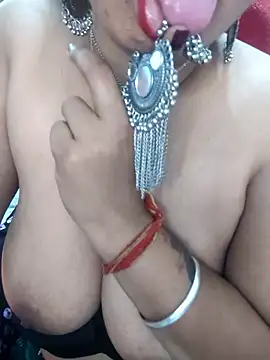 Dolly_Darling221 网络视讯表演