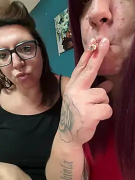 Show de SinfulMarkedQueens na webcam