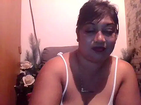 sexysam1985 Adlı Modelin Canlı XXX Sohbeti
