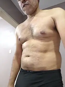 Show modela NARDOBSB na web-kameri