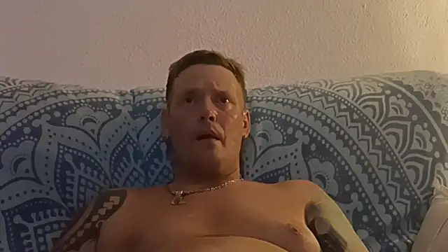 AmybabenThomasn Webbikameraesitys