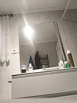 AmybabenThomas webkamerás műsora