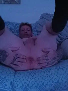 AmybabenThomas' Live XXX Chat