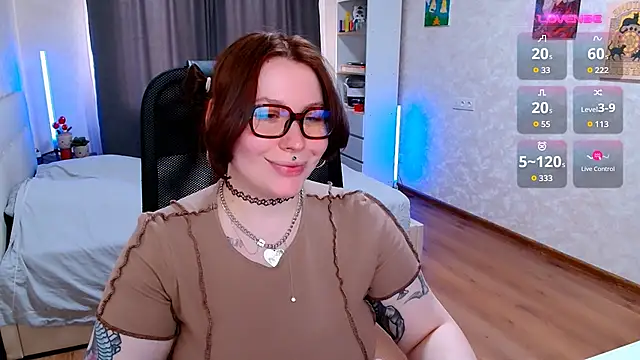 ur_geekgirl's Live XXX Chat