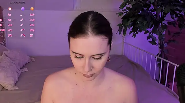 UnaMedison's Live XXX Chat