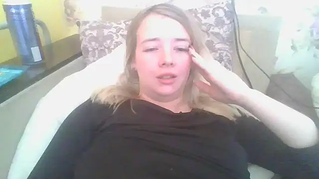 ViolaCandy: онлайн-секс-чат