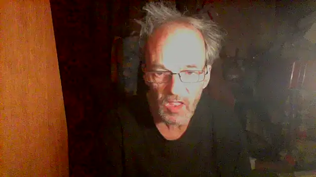 nice6incs Show in webcam
