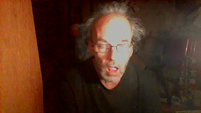 nice6incs Show in webcam