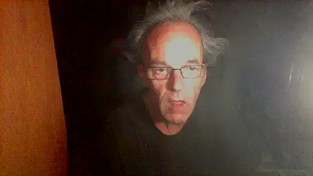 nice6incs Show in webcam