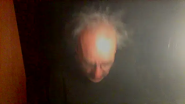 nice6incs Show in webcam