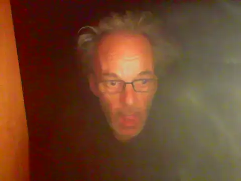 nice6incs Show in webcam