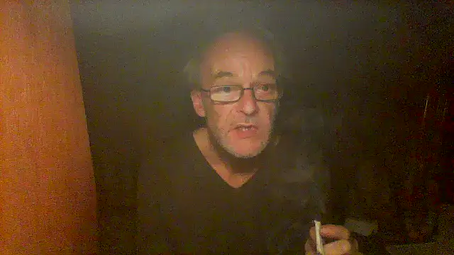 nice6incs Show in webcam