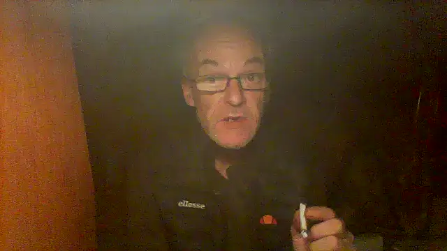 nice6incs Show in webcam