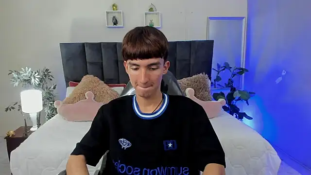 Czat XXX na żywo – Jake_evans