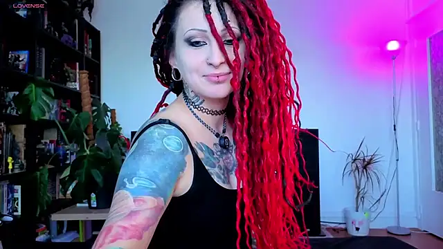 Chat +18 de MartthaKatze ao vivo