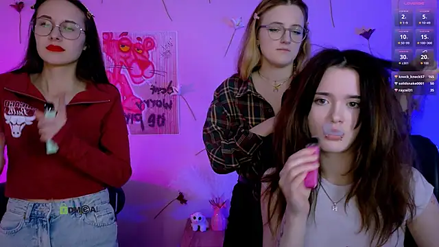 XXX chat uživo modela liana_kisses