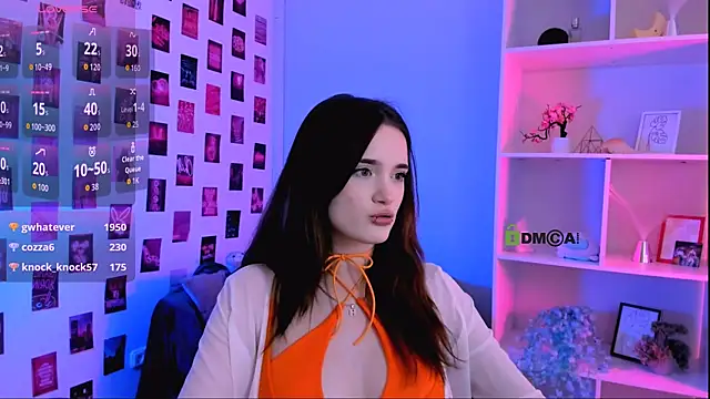 Chat +18 de liana_kisses ao vivo