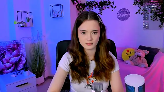 liana_kisses: απευθείας συνομιλία ΧΧΧ