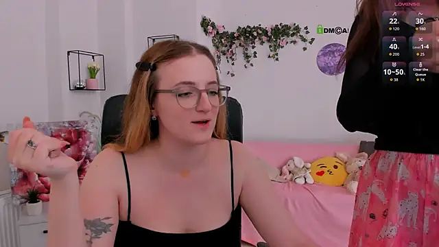 Chatroom XXX en direct de liana_kisses