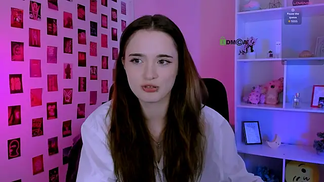 liana_kisses Adlı Modelin Canlı XXX Sohbeti