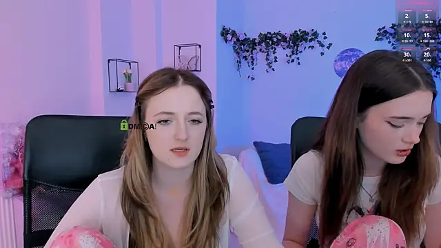 عرض كام liana_kisses