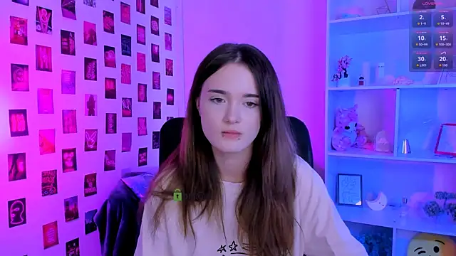 liana_kisses élő XXX-chatje
