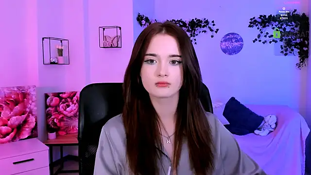 Chat +18 de liana_kisses ao vivo