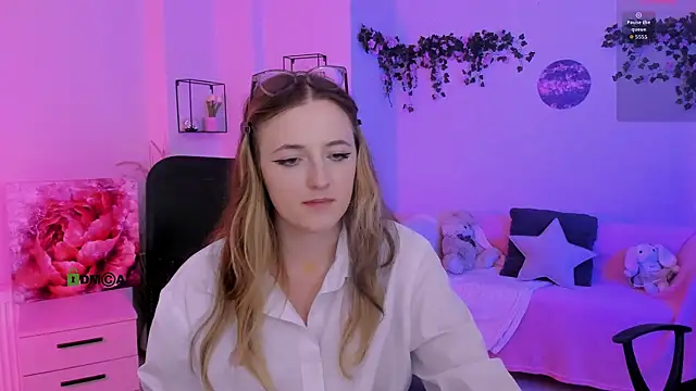 Вебкам-шоу liana_kisses