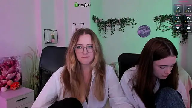 Webkamerová show liana_kisses