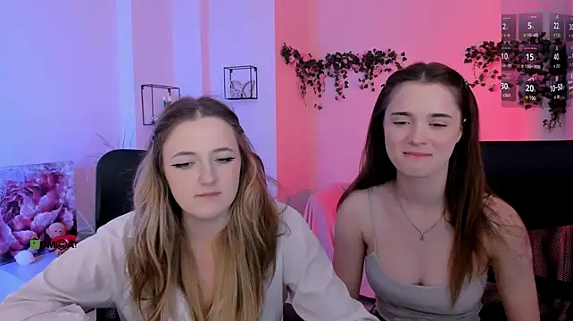 Webkamerová show liana_kisses