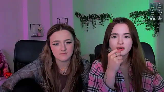 عرض كام liana_kisses