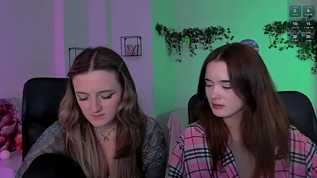 Вебкам-шоу liana_kisses