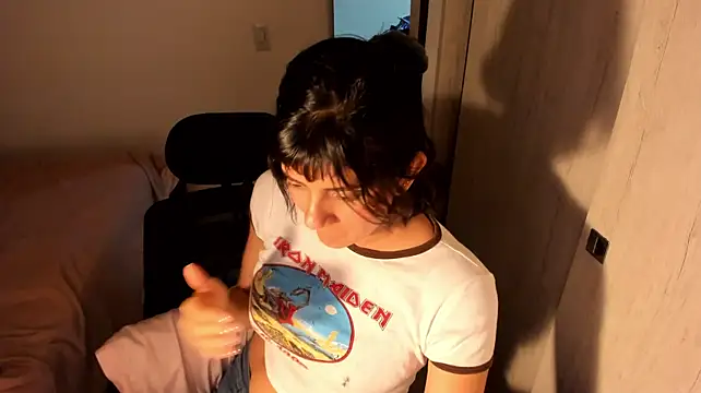 misstoya Chat XXX in diretta