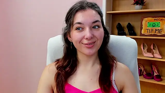Show modela Meagn_Extasy na web-kameri