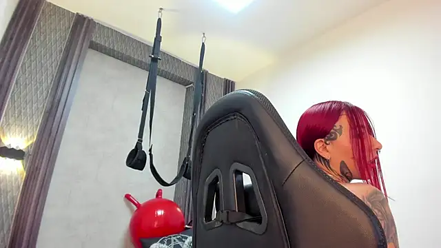 selene_red_'s Webcam Show