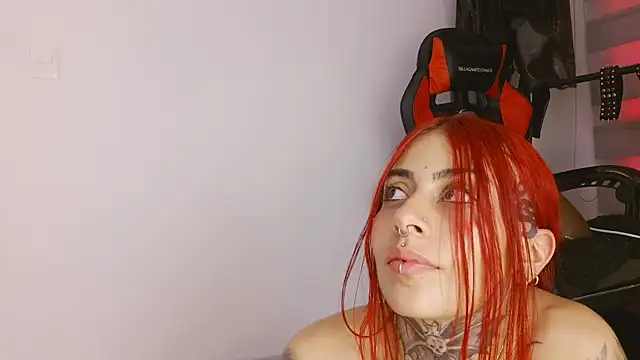 selene_red_'s Live XXX Chat