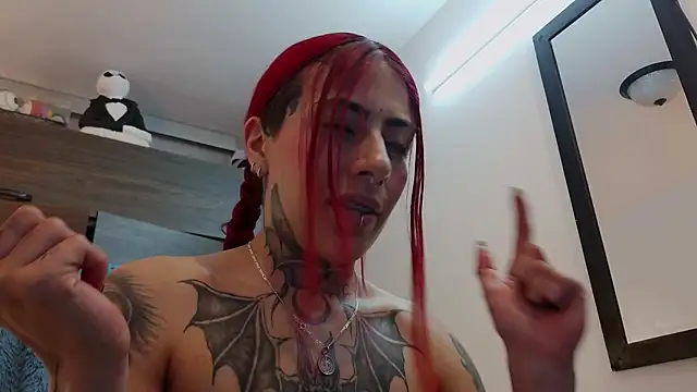 selene_red_ Chat XXX in diretta