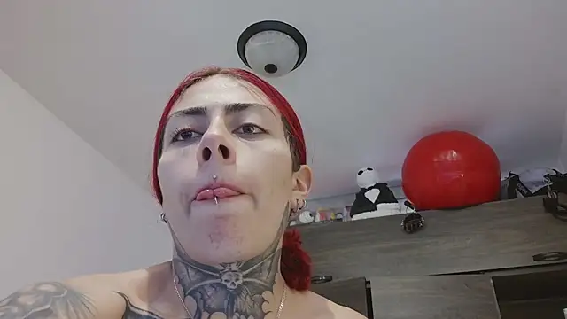 selene_red_ Live XXX Chat