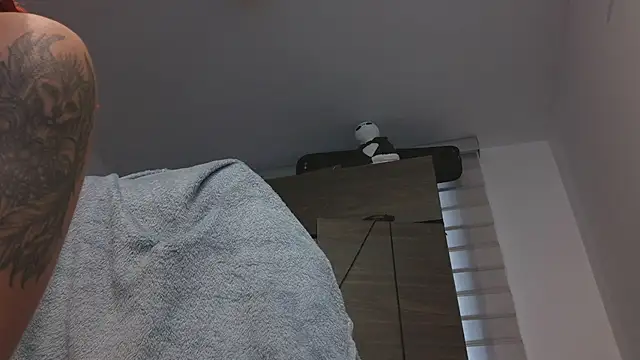 selene_red_'s Webcam Show