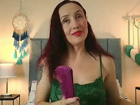 Show modela IberianMoonMK na web-kameri