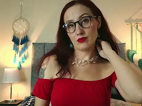 IberianMoonMK Live XXX Chat
